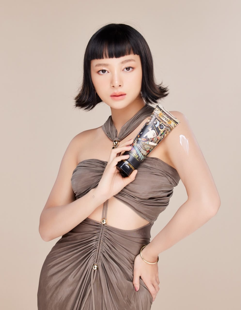 ISIS BODY LOTION